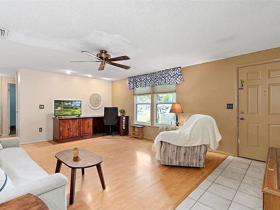 3rd image of 343 Westford Cir
