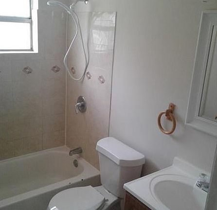 3rd image of 491 NW 1st Ave