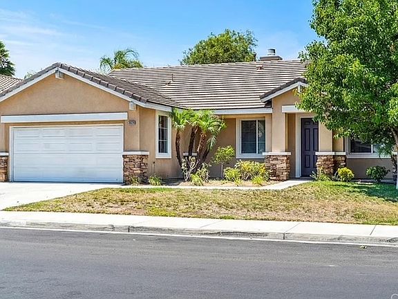 2nd image of 39328 Bonaire Way