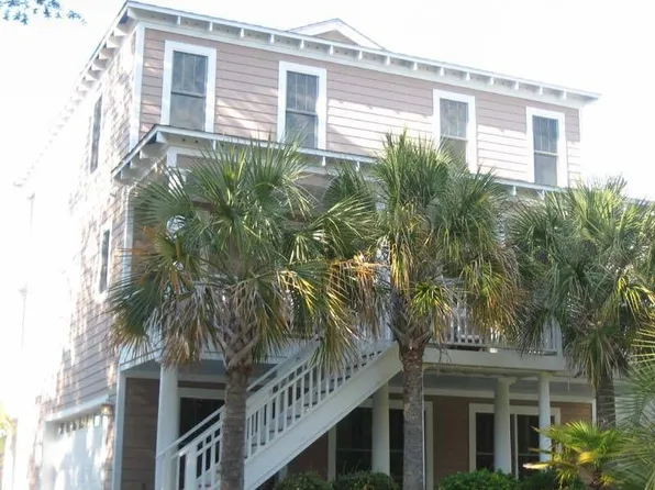 3014 W Yacht Dr NW, Oak Island, NC 28465
