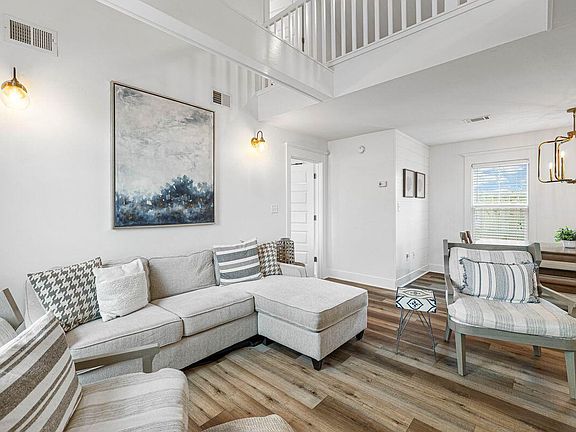 3rd image of 65 Brown St