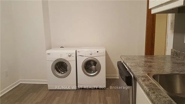 78 Millicent St #UPPER — Photo 8