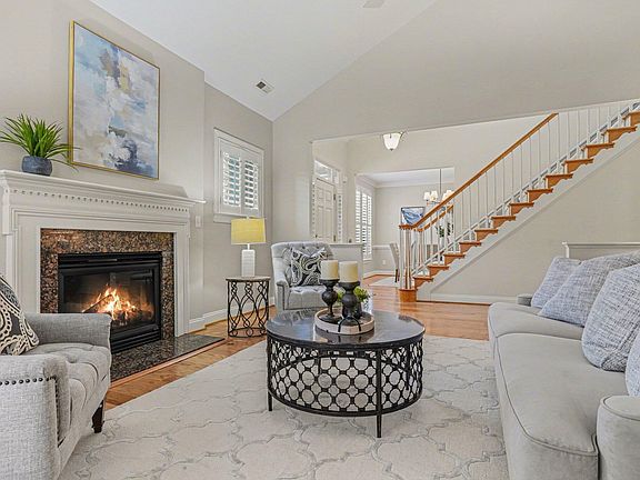 5th image of 8119 Lloyd Allyns Way