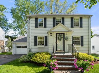 100 Dean St, Belmont, MA 02478