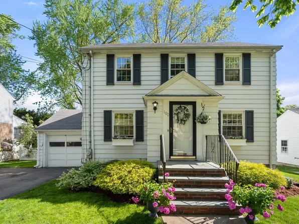 100 Dean St, Belmont, MA 02478