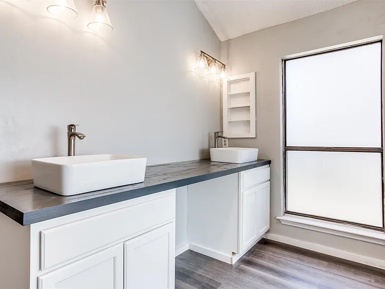 4940 Hollow Ridge Rd — Photo 10