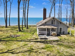 2013 N Scenic Dr, Muskegon, MI 49445