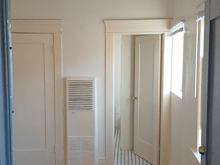 546 Cedar Ave #F — Photo 21