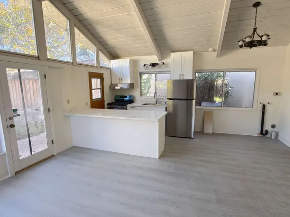 2145 Park Blvd, Palo Alto, CA 94306