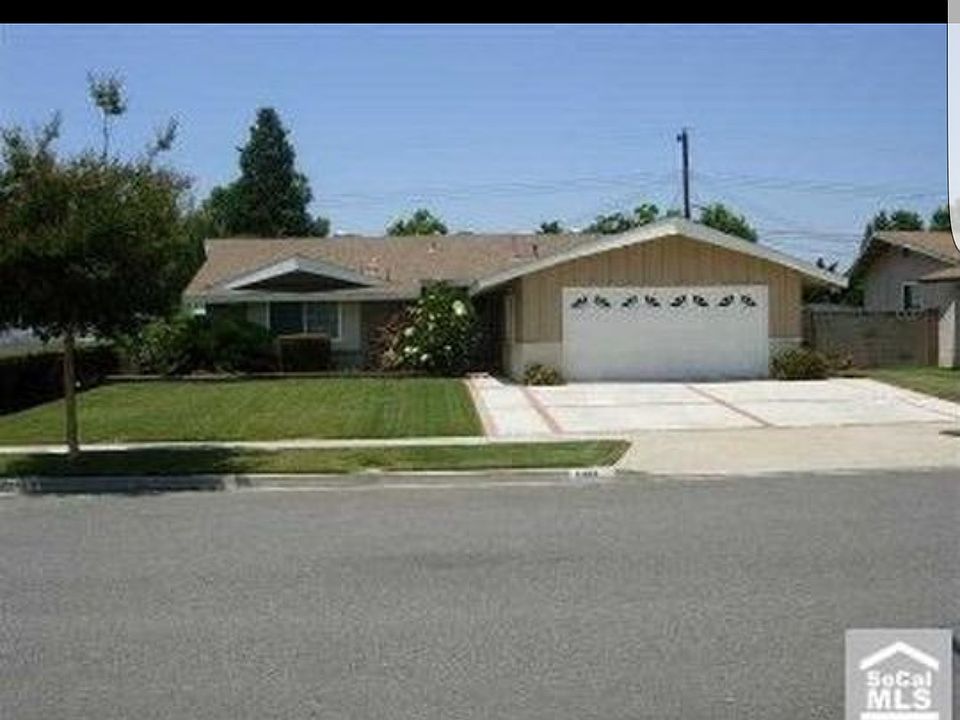 1st image of 11261 Clarissa St