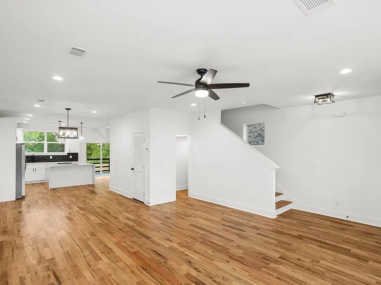 656 Chambers St #160 — Photo 10