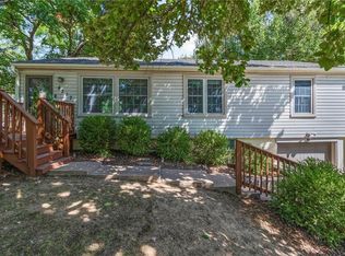 4227 NE Chaumiere Rd, Kansas City, MO 64117