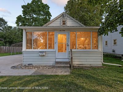 540 W Berry Ave, Lansing, MI, 48910