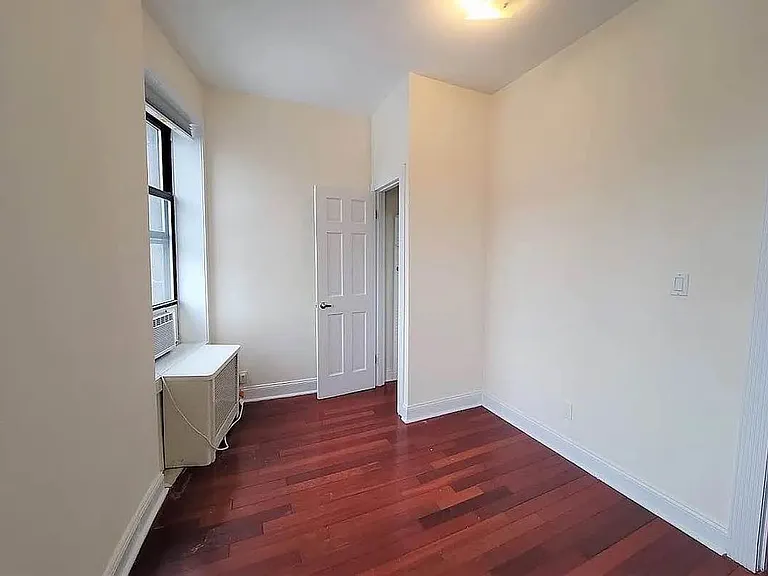 159 2nd Ave #J — Photo 4