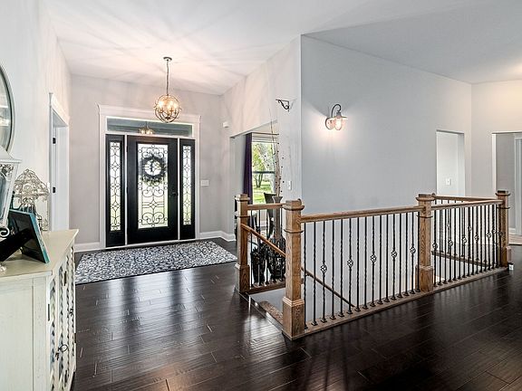 4th image of 11810 Harvest Ct