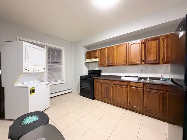 160 Clendenny Ave #1, Jersey City, NJ 07304