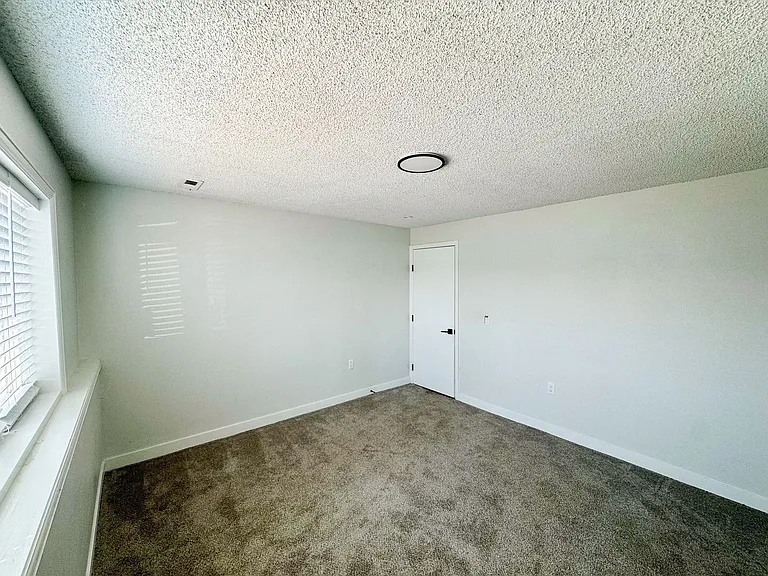 5283 W Center Ave #5283 — Photo 6