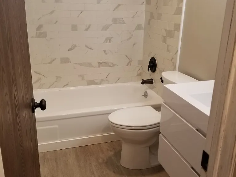 510 S Phillippi St — Photo 12