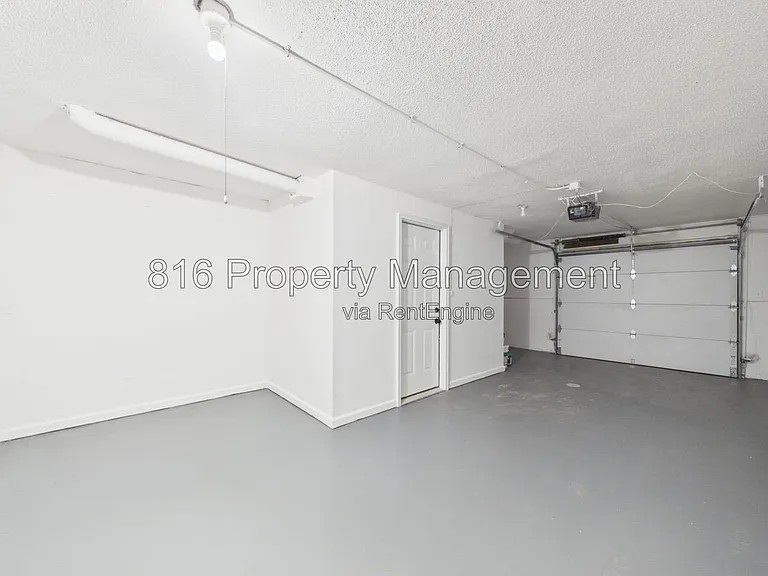 7030 Ewing Ave #7028 — Photo 23