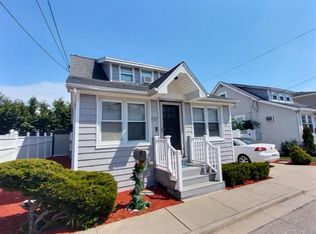 3037 Morrow Rd, Oceanside, NY 11572