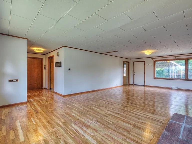 1158 Aberdeen Ave NE — Photo 6