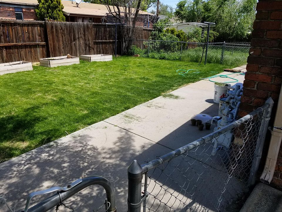 Private Fenced in Yard