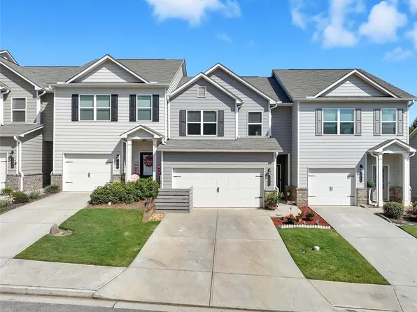 3652 Acorn Dr, Oakwood, GA 30566