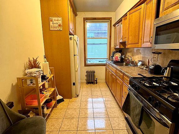 4th image of 40-20 50th Ave #1A