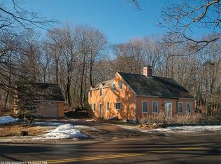 905 Shore Rd, Cape Elizabeth, ME 04107