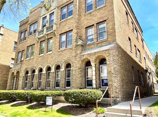 4474 N Oakland Ave #303, Milwaukee, WI 53211