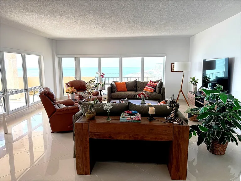 4900 N Ocean Blvd #1607 — Photo 6