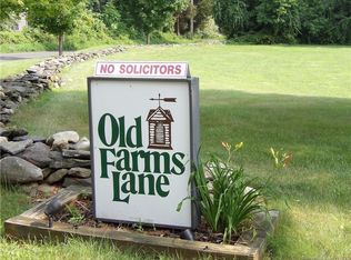 92 Old Farms Ln UNIT 92, New Milford, CT 06776