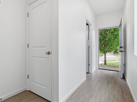 4th image of 12996 SE 155th Ave