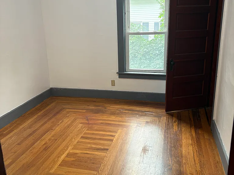 51 Elm St #2 — Photo 10