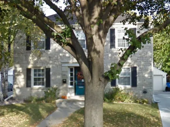 (undisclosed Address), Whitefish Bay, WI 53217