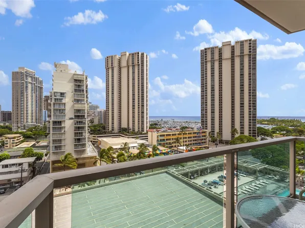 410 Atkinson Dr #1022, Honolulu, HI 96814