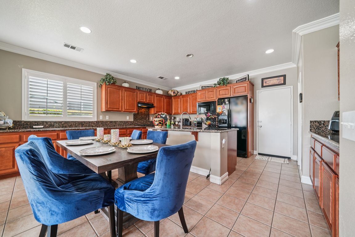 6545 Emerald Downs St, Corona, CA 92880 | MLS #CV25166513