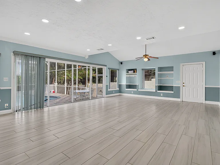 414 Somerset Dr — Photo 14