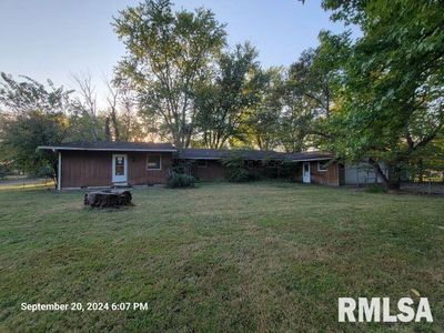 410 E Florence St, Sesser, IL, 62884