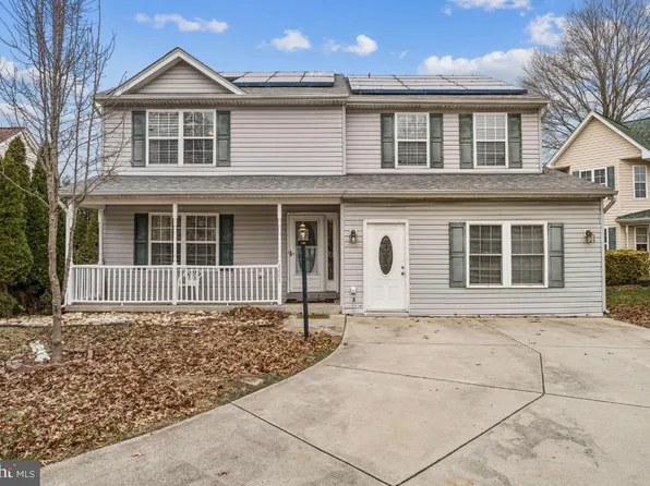 2264 Rolling Meadows St, Waldorf, MD 20601
