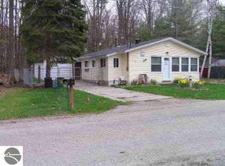 116 Wood Rd, East Tawas, MI 48730