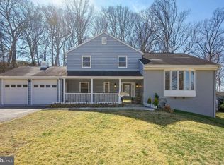 8516 W Howell Rd, Bethesda, MD 20817