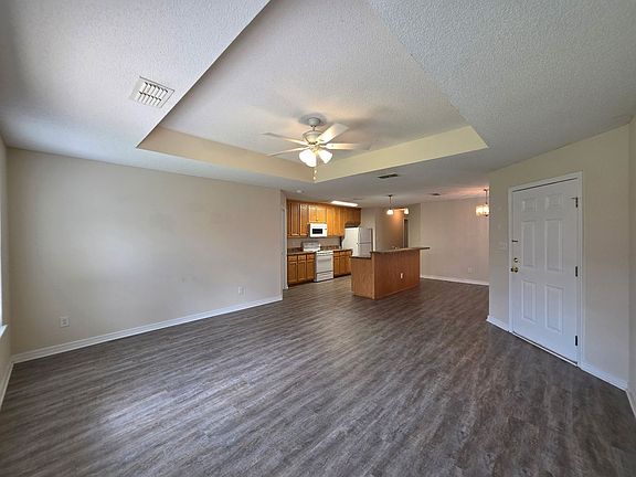 5th image of 6031 Dallas Ave