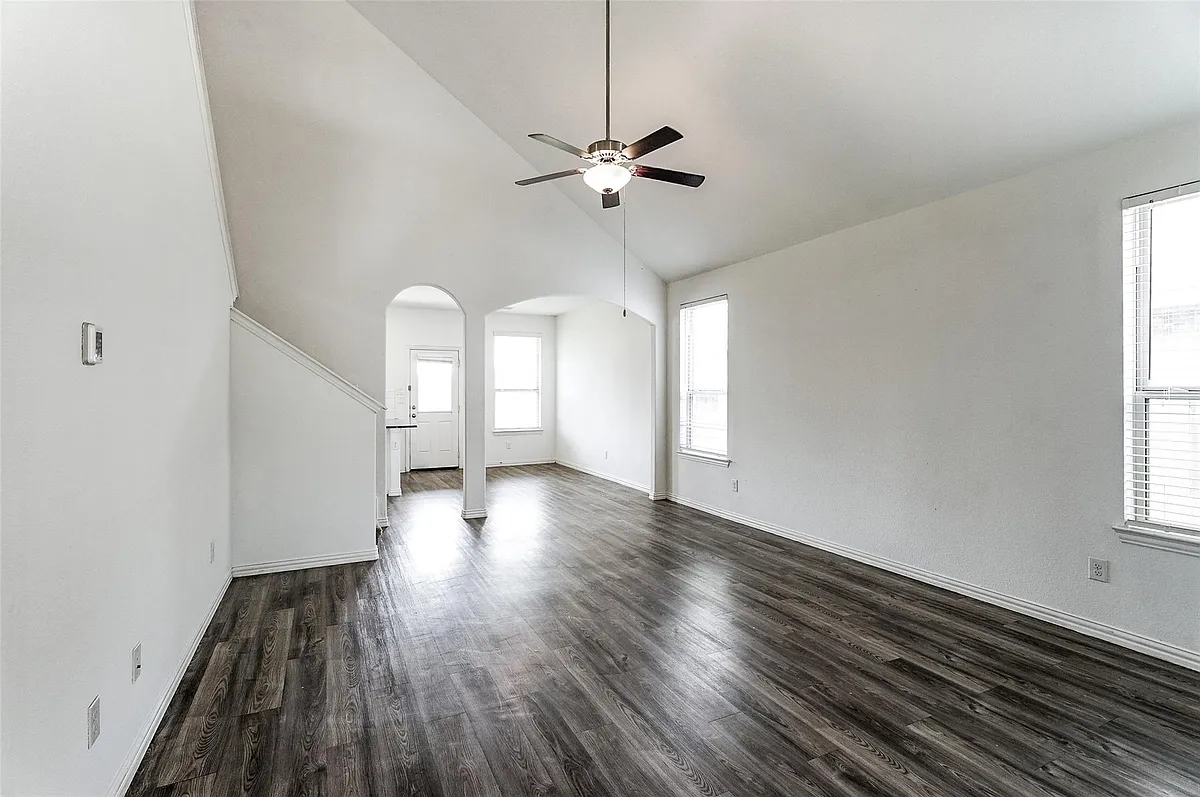 Building Photo - 9011 Beacon Mill Dr