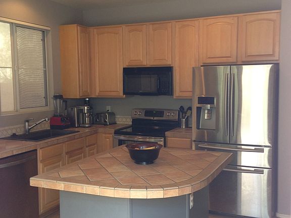 2nd image of 139 W Mountain Sage Dr