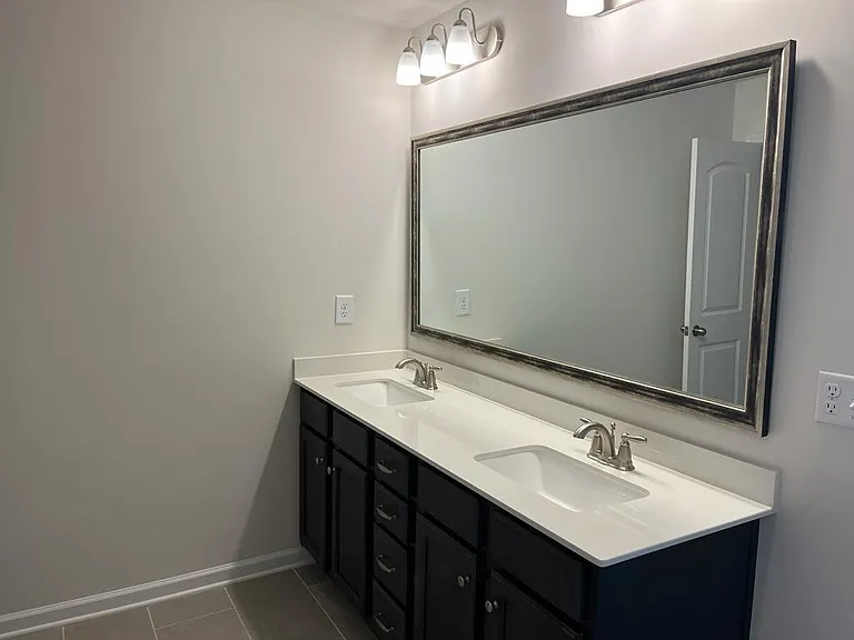 310 Sagecroft Ln — Photo 21