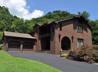 288 Upper Chloe Crk, Pikeville, KY 41501