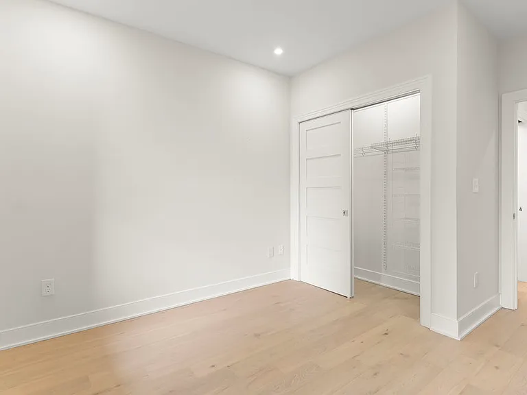 3016 Dumbarton St NW #401 — Photo 30