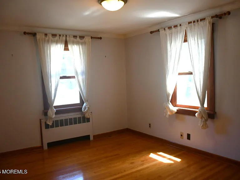 303 Deerfoot Ln — Photo 11