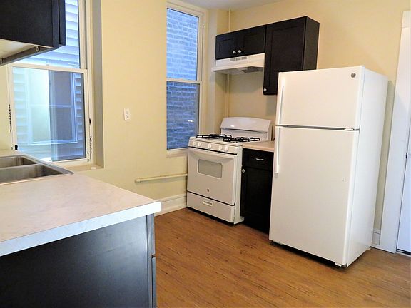 5th image of 2611 W Ogden Ave Unit 2F